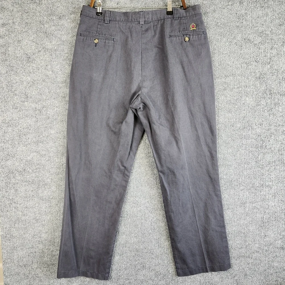 Vintage Tommy Hilfiger Chino Pants Crest Logo Pleated Mens 38x32 Blue Twill
